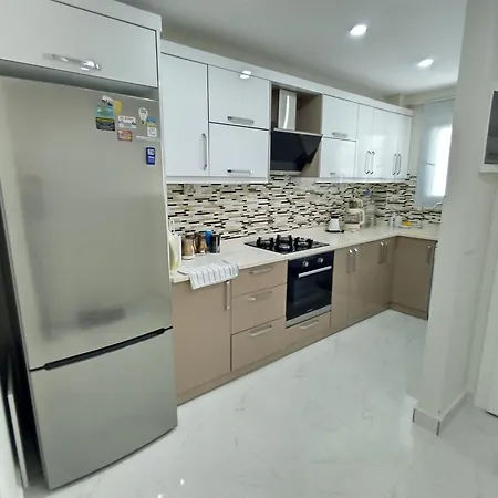 Dikili'de Denize Sifir Butik Sitede Muestakil 假日公园 *